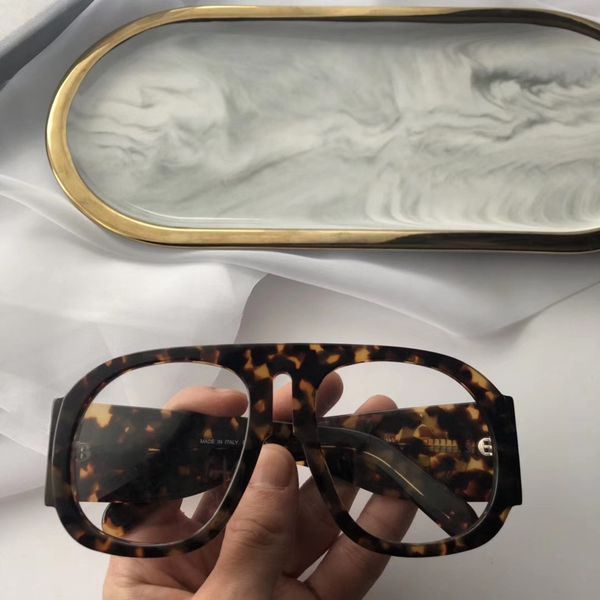latest quality mens sol 0152 sunglasses sun lens women men sunglasses gafas selling fashion de glasses uv400 popular oxlli, White;black
latest quality mens sol 0152 sunglasses sun lens women men sunglasses gafas selling fashion de glasses uv400 popular oxlli, White;black