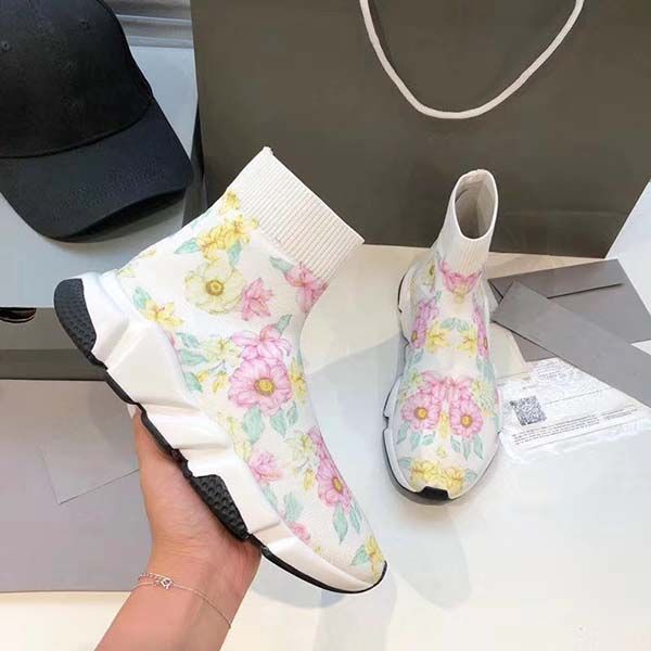2020 new embroidery letters designer sneakers speed trainer runner triple fashion flat socks boots casual shoes size 34-45, Black
2020 new embroidery letters designer sneakers speed trainer runner triple fashion flat socks boots casual shoes size 34-45, Black