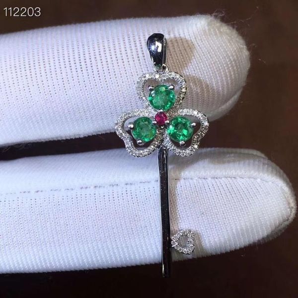 natural green emerald pendant s925 silver natural gemstone pendant necklace trendy elegant key clover women party fine jewelry
natural green emerald pendant s925 silver natural gemstone pendant necklace trendy elegant key clover women party fine jewelry