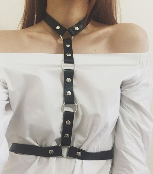 2018 new fshion leather harness chest sculpting body waist belt punk gothic bra body bondage pu leather waist belts, Black;white
2018 new fshion leather harness chest sculpting body waist belt punk gothic bra body bondage pu leather waist belts, Black;white