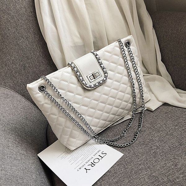 2020 women's shoulder bag single big bag summer rhombus women's chain large capacity women
2020 women's shoulder bag single big bag summer rhombus women's chain large capacity women