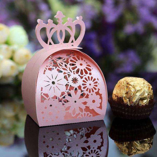 50pcs wedding lace cut crown flower beautiful hollow candy box small cake carton crown box gift package party decoration
50pcs wedding lace cut crown flower beautiful hollow candy box small cake carton crown box gift package party decoration