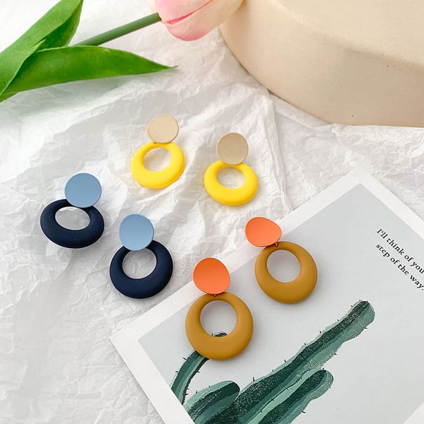 2019 women earrings fashion hawaiian style studs dangle circle round dangle female earrings pendientes mujer silicone material, Silver
2019 women earrings fashion hawaiian style studs dangle circle round dangle female earrings pendientes mujer silicone material, Silver