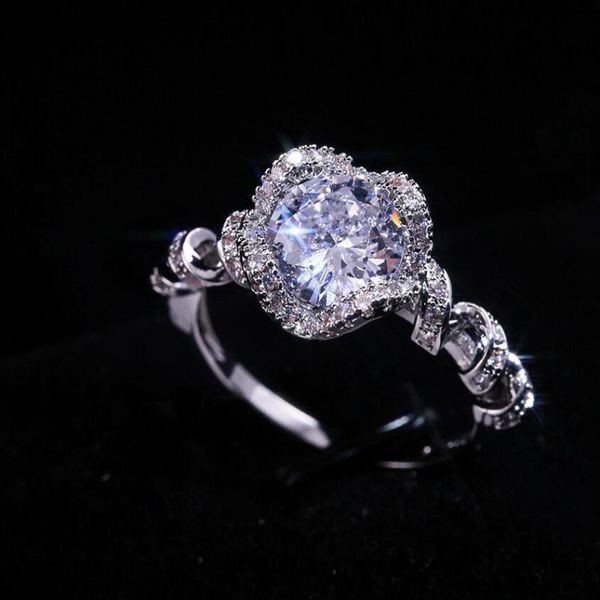 new arrival unique luxury jewelry 9825 sterling silver round cut white z cz diamond party women wedding bridal ring for lovers' gift, Slivery;golden
new arrival unique luxury jewelry 9825 sterling silver round cut white z cz diamond party women wedding bridal ring for lovers' gift, Slivery;golden