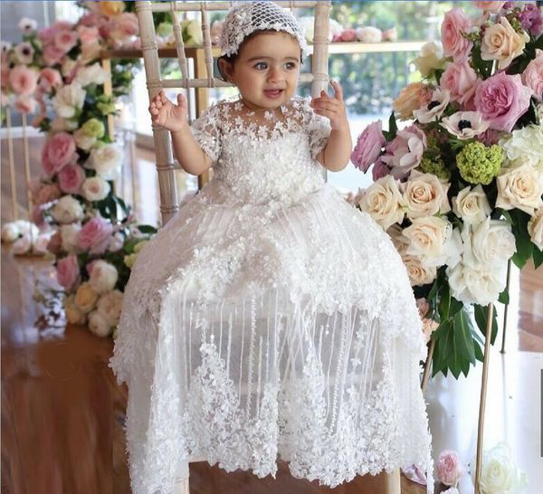 luxury first communion dresses for girls jewel neck short sleeve lace appliques beaded long christening gown with hat quality, White
luxury first communion dresses for girls jewel neck short sleeve lace appliques beaded long christening gown with hat quality, White