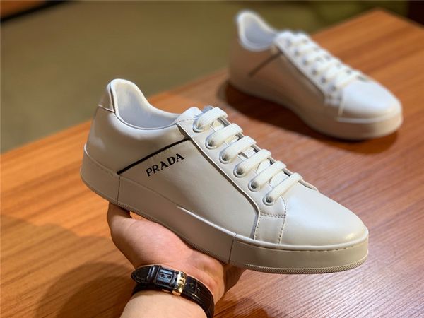 fashion trend luxury designer men shoes black and white leather men leisure shoes lace up popular hiking outdoor comfort sneakers size 38-45
fashion trend luxury designer men shoes black and white leather men leisure shoes lace up popular hiking outdoor comfort sneakers size 38-45