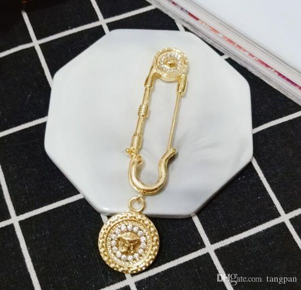 net red with the medusa head pin brooch thick buckle pin clothes wild europe and the united states trendy personality brooch, Gray
net red with the medusa head pin brooch thick buckle pin clothes wild europe and the united states trendy personality brooch, Gray