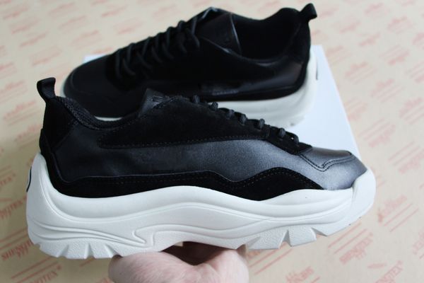 new mens designer shoes designer sneakers luxury genuine leather red black casual ace shoes for man women big size 35-46
new mens designer shoes designer sneakers luxury genuine leather red black casual ace shoes for man women big size 35-46