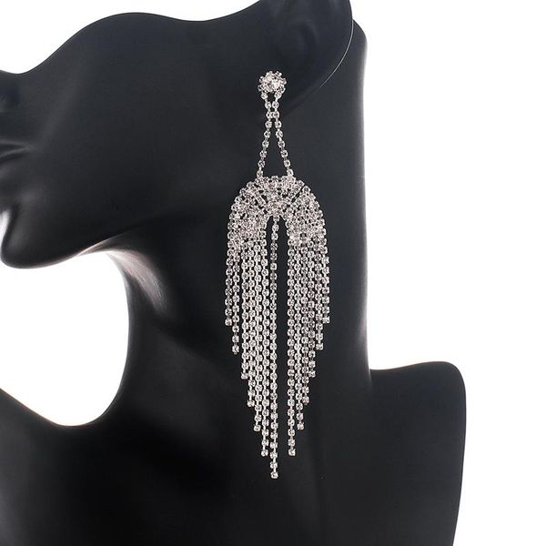 yfjewe новый преувеличены полный блестящий rhinestone серьги геометрическая металл длинные кисточкой женщины bijoux аксессуары e687, Silver
yfjewe новый преувеличены полный блестящий rhinestone серьги геометрическая металл длинные кисточкой женщины bijoux аксессуары e687, Silver