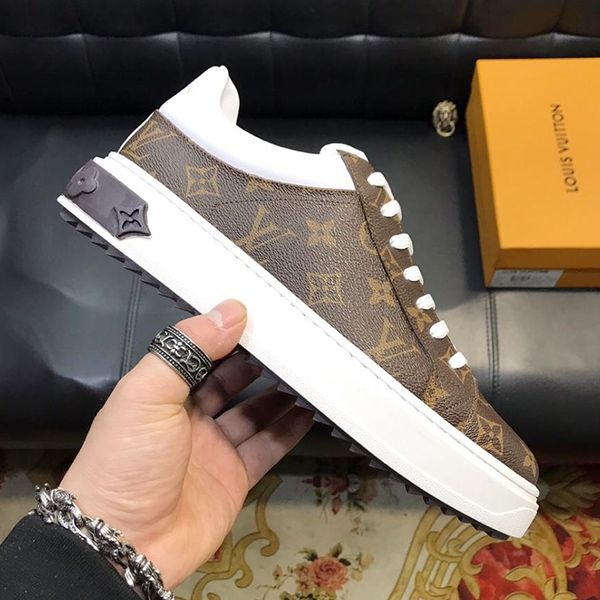 Mens Sports Shoes Sneakers Mens Fashion Shoes with Original Box Classic Flats Casual Shoes Chaussures de sport pour hommes Sale
Mens Sports Shoes Sneakers Mens Fashion Shoes with Original Box Classic Flats Casual Shoes Chaussures de sport pour hommes Sale