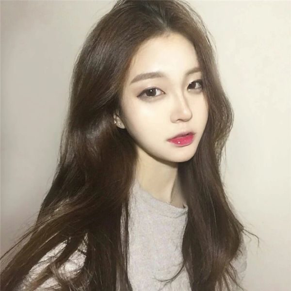 korean fashion ladies long curly hair wigs wigs foreign trade factory direct sales, Black
korean fashion ladies long curly hair wigs wigs foreign trade factory direct sales, Black