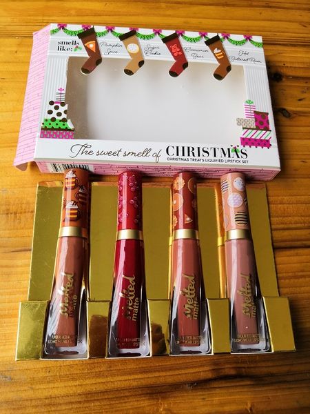 2019 Рождество помада для макияжа Сладкий запах Рождества Удовольствия Liquified Набор
2019 Рождество помада для макияжа Сладкий запах Рождества Удовольствия Liquified Набор