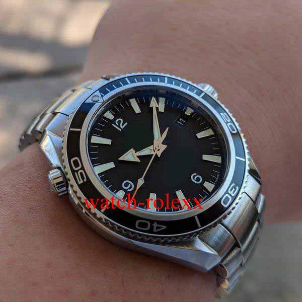 mens limited edition black dial co-axial 600 2201.50 automatic men's watch professional mens watch, Slivery;brown
mens limited edition black dial co-axial 600 2201.50 automatic men's watch professional mens watch, Slivery;brown