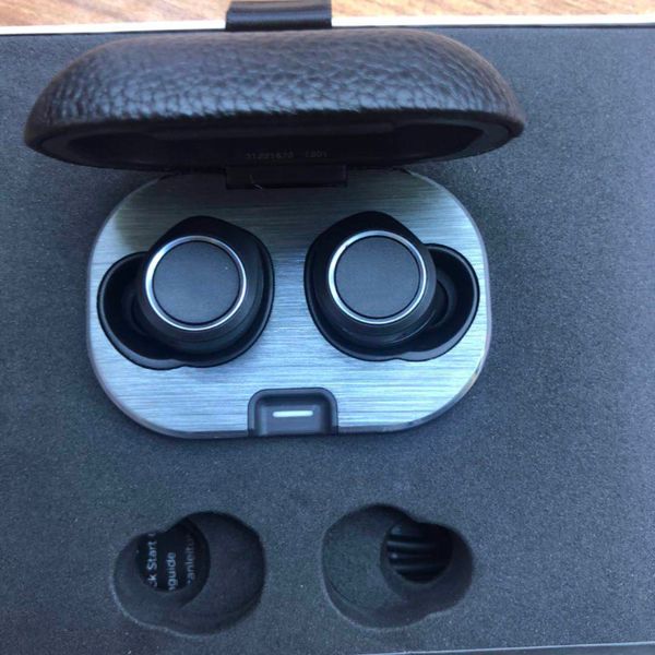 Beo-play E8 2.0 IN-EAR WIRELESS Earphones Headphones With MIC Headphones with retail Package 10pcs
Beo-play E8 2.0 IN-EAR WIRELESS Earphones Headphones With MIC Headphones with retail Package 10pcs
