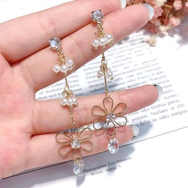 mengjiqiao new elegant metal flower crystal pendant long earrings for women simulated pearl beads fashion drop pendientes, Silver
mengjiqiao new elegant metal flower crystal pendant long earrings for women simulated pearl beads fashion drop pendientes, Silver