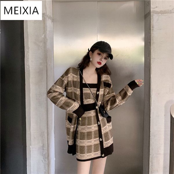 women's knits & tees 2021 autumn winter plaid cardigan sweater knit suit korean camisole a word skirt three-piece ins tide, White
women's knits & tees 2021 autumn winter plaid cardigan sweater knit suit korean camisole a word skirt three-piece ins tide, White