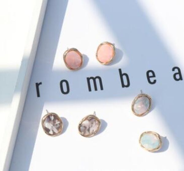 2018 new japan small ball beans metal circle acrylic oval stud earrings for women girls marble geometric earrings, Golden;silver
2018 new japan small ball beans metal circle acrylic oval stud earrings for women girls marble geometric earrings, Golden;silver