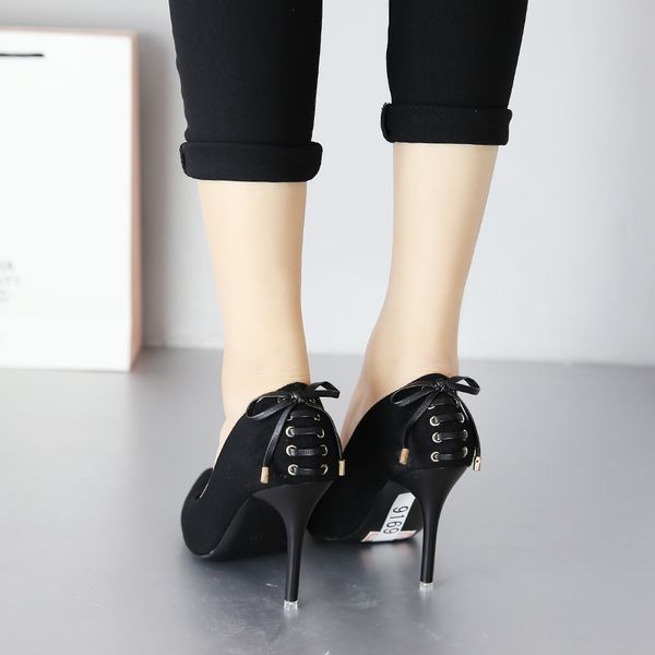high-heeled shoes woman fine with black sharp occupation temperament down noodles single shoes work shoe woman
high-heeled shoes woman fine with black sharp occupation temperament down noodles single shoes work shoe woman