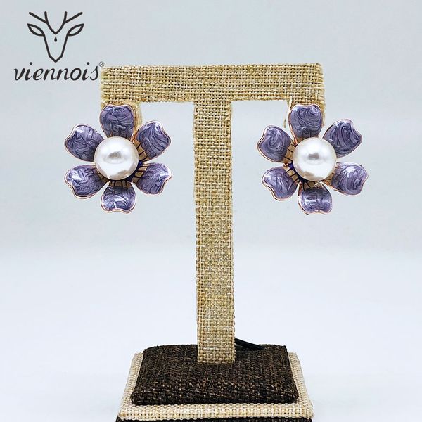 viennois stud flower earrings for women faux pearl enamel earrings lady, Golden;silver
viennois stud flower earrings for women faux pearl enamel earrings lady, Golden;silver