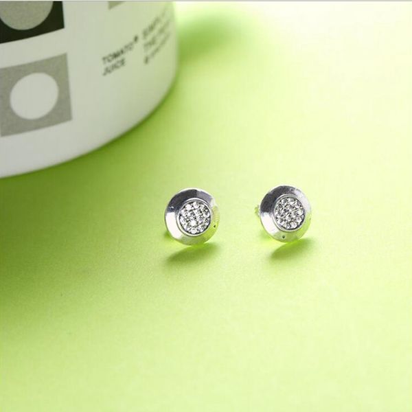 wholesale-cz diamond stud earrings in sterling silver with original box luxury designer jewelry for lady stud earrings, Golden;silver
wholesale-cz diamond stud earrings in sterling silver with original box luxury designer jewelry for lady stud earrings, Golden;silver