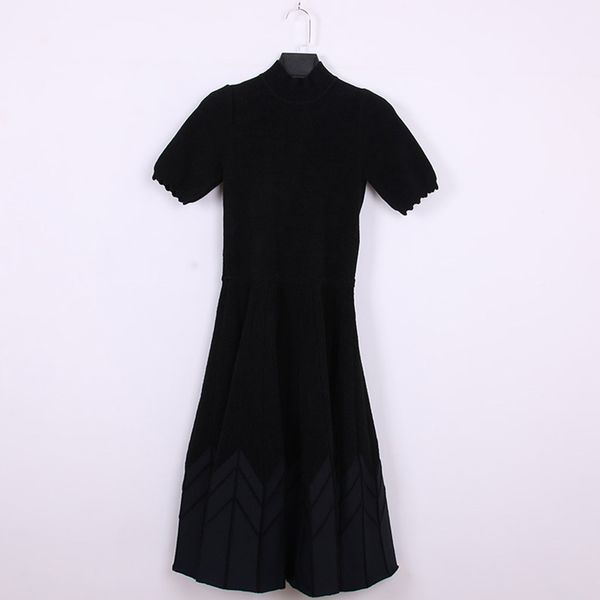 casual dresses women dress 2021 spring and summer women's wave striped short-sleeved ruffled knitted, Black;gray
casual dresses women dress 2021 spring and summer women's wave striped short-sleeved ruffled knitted, Black;gray