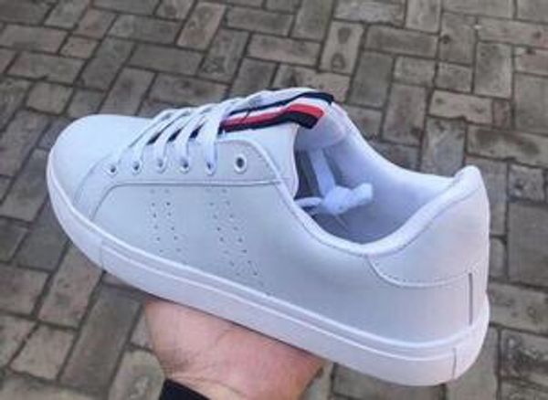 2019 Дизайнер Скейтборд Обувь Марка мужские и женские кроссовки Мода Low Cut Кружева Б
2019 Дизайнер Скейтборд Обувь Марка мужские и женские кроссовки Мода Low Cut Кружева Б