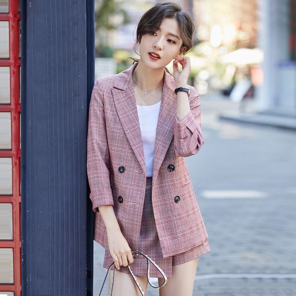 2019 new fashion temperament net red plaid small suit women's suit spring and autumn british wind casual small jacket, White;black
2019 new fashion temperament net red plaid small suit women's suit spring and autumn british wind casual small jacket, White;black