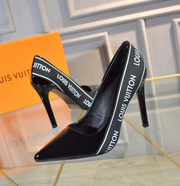 Summer ladie 039 explo ion hoe high heel patent leather and letter ribbon imported heep kin, Black
Summer ladie 039 explo ion hoe high heel patent leather and letter ribbon imported heep kin, Black