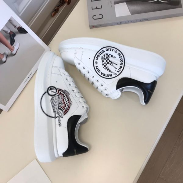 platform men and women shoes wild vintage luxury white shoes women 2020 new leather 3d printing pattern casual board shoes 08, Black
platform men and women shoes wild vintage luxury white shoes women 2020 new leather 3d printing pattern casual board shoes 08, Black