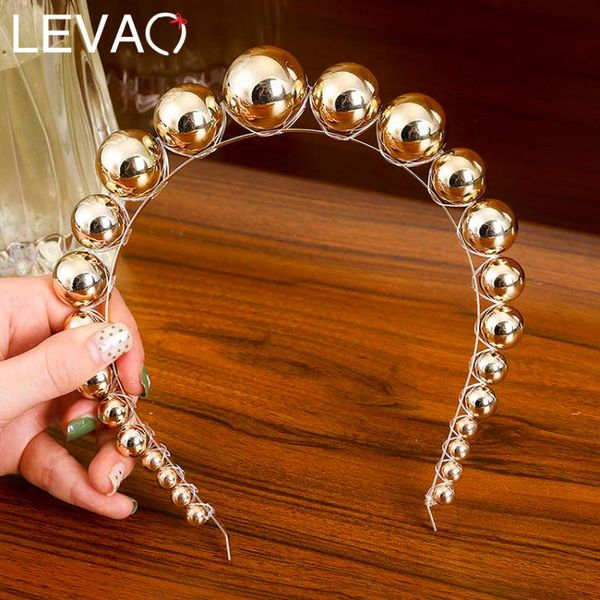 levao fashion gold pearl hairband beaded headband for women 2019 new big pearls beads hair hoop hairbands girls hair accessories
levao fashion gold pearl hairband beaded headband for women 2019 new big pearls beads hair hoop hairbands girls hair accessories
