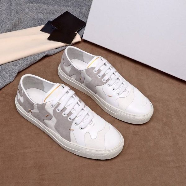 luxury design shoes triple plate-fome red bottoms genuine leather fashion soft white lace-up shoes ing, Black
luxury design shoes triple plate-fome red bottoms genuine leather fashion soft white lace-up shoes ing, Black