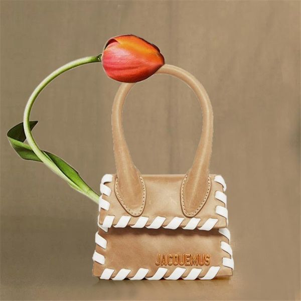 new 2020 mini bag cult popular fashion second generation braided decorative letter fashion women's handbag
new 2020 mini bag cult popular fashion second generation braided decorative letter fashion women's handbag