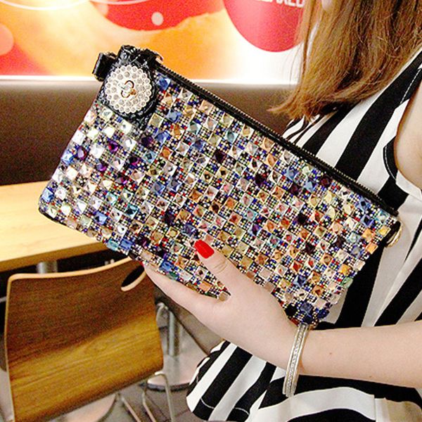 new color diamond handbag fashion day clutches small bag chic all match shoulder messenger bag rhinestone crosss body, Red;black
new color diamond handbag fashion day clutches small bag chic all match shoulder messenger bag rhinestone crosss body, Red;black