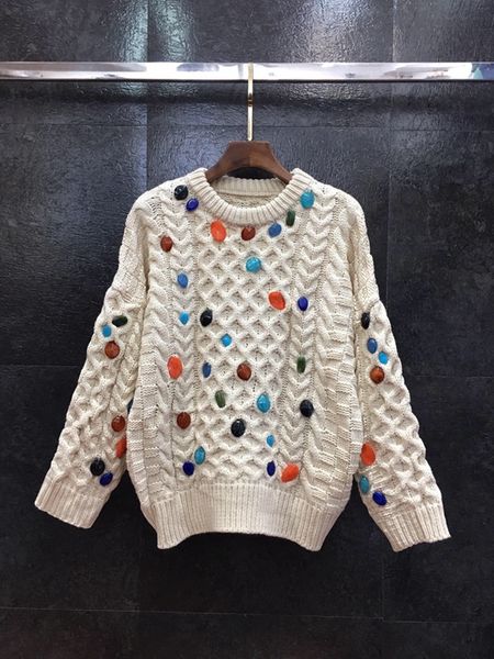 autumn and winter 2019 new women's round neck color nail bead splicing decoration long sleeve loose sweater knitwear 1217, White;black
autumn and winter 2019 new women's round neck color nail bead splicing decoration long sleeve loose sweater knitwear 1217, White;black