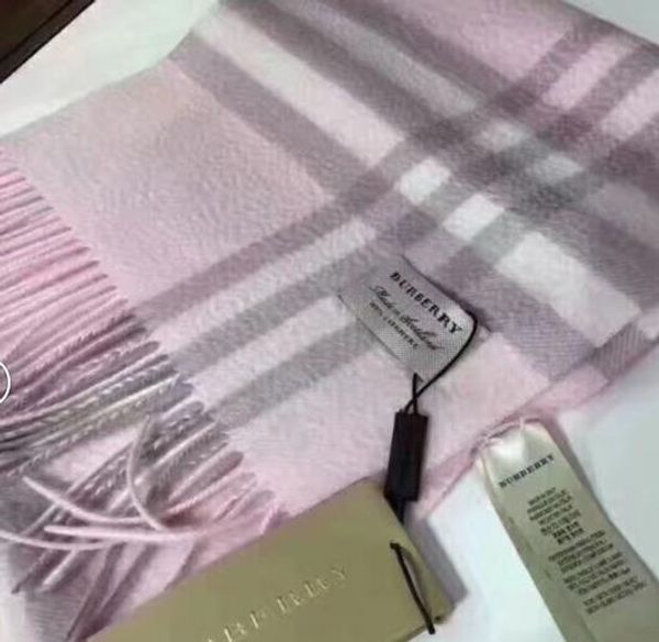 2020 qualityyy and expensive two-color silk scarves are new products in autumn and winter, specially designed for female designers, Blue;gray
2020 qualityyy and expensive two-color silk scarves are new products in autumn and winter, specially designed for female designers, Blue;gray