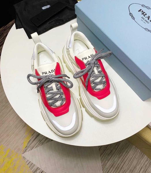 luxury fashiondesigner women's men's jogging casual shoes sports basketball shoes triple platform air cushion men and women shoes, Black
luxury fashiondesigner women's men's jogging casual shoes sports basketball shoes triple platform air cushion men and women shoes, Black