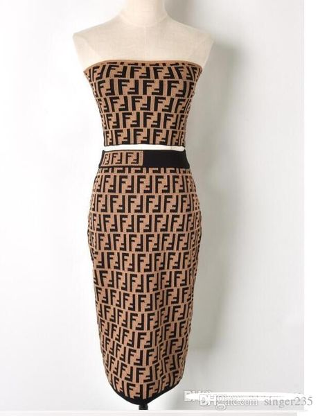 19ss new fashion runway dress vestidos designer suit set women's off the shoulder + skirt casual dress
19ss new fashion runway dress vestidos designer suit set women's off the shoulder + skirt casual dress