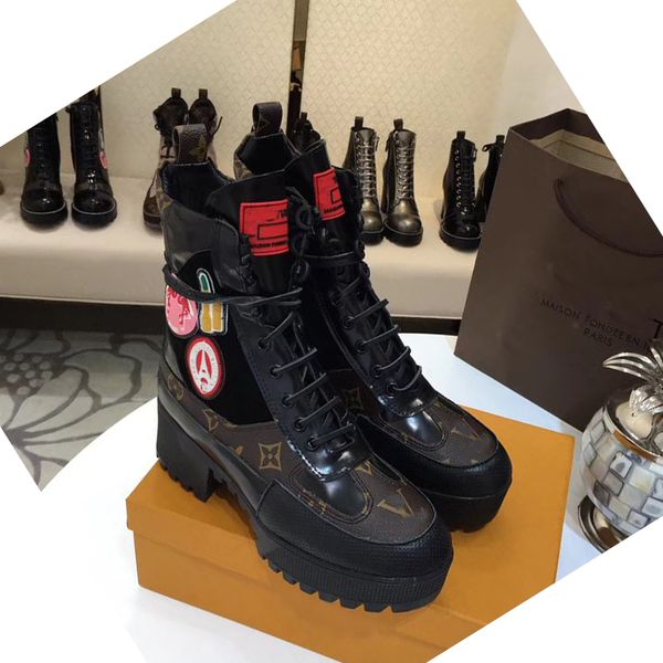 paris fashion desert boots ladies boots platform winter ladies ankle boots, 5 cm high heel flamingo medals martin boots heavy soles, Black
paris fashion desert boots ladies boots platform winter ladies ankle boots, 5 cm high heel flamingo medals martin boots heavy soles, Black