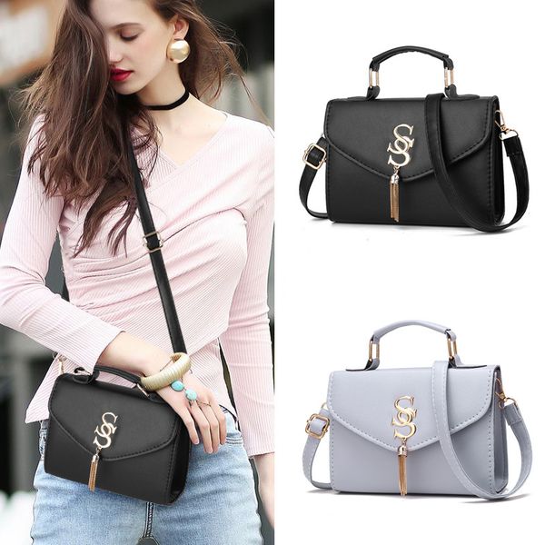 women's bag solid color fashion one shoulder slant span bag 2020 new magnetic buckle large capacity handbag
women's bag solid color fashion one shoulder slant span bag 2020 new magnetic buckle large capacity handbag