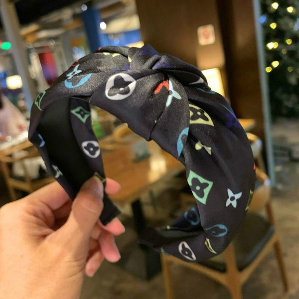 2020 vintage headband flower knotted hair band for women fashion korean girls hair accessories fairy simple striped hairband
2020 vintage headband flower knotted hair band for women fashion korean girls hair accessories fairy simple striped hairband