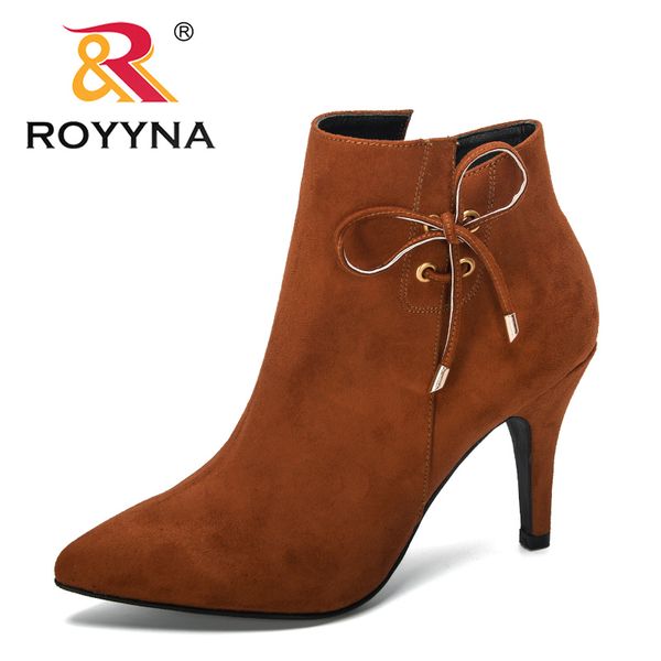 royyna 2019 new designers fashion style autumn winter short boots women high heel flock boots women outdoor ankle trendy, Black
royyna 2019 new designers fashion style autumn winter short boots women high heel flock boots women outdoor ankle trendy, Black