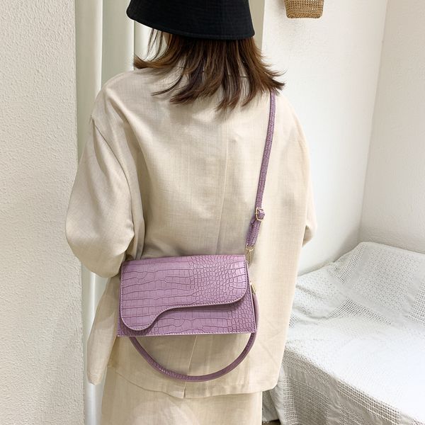 2020 new ladies armpit bag stone pattern fashion mini bag summer elegant solid color shoulder handbag women
2020 new ladies armpit bag stone pattern fashion mini bag summer elegant solid color shoulder handbag women