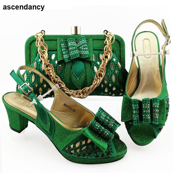 dress shoes african women italian shoe and bag set for wedding elegant decorated with rhinestone, Black
dress shoes african women italian shoe and bag set for wedding elegant decorated with rhinestone, Black