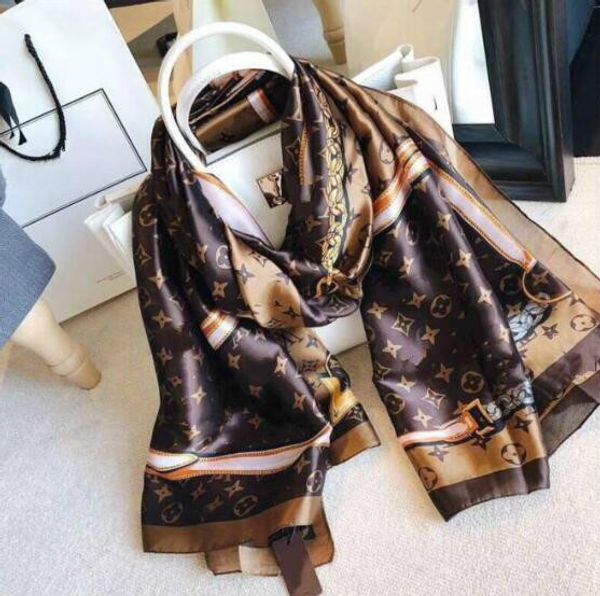 2020 new scarf designer shawl women and mens plaid scarf fashion women silk scarves size 180x70cm, Blue;gray
2020 new scarf designer shawl women and mens plaid scarf fashion women silk scarves size 180x70cm, Blue;gray