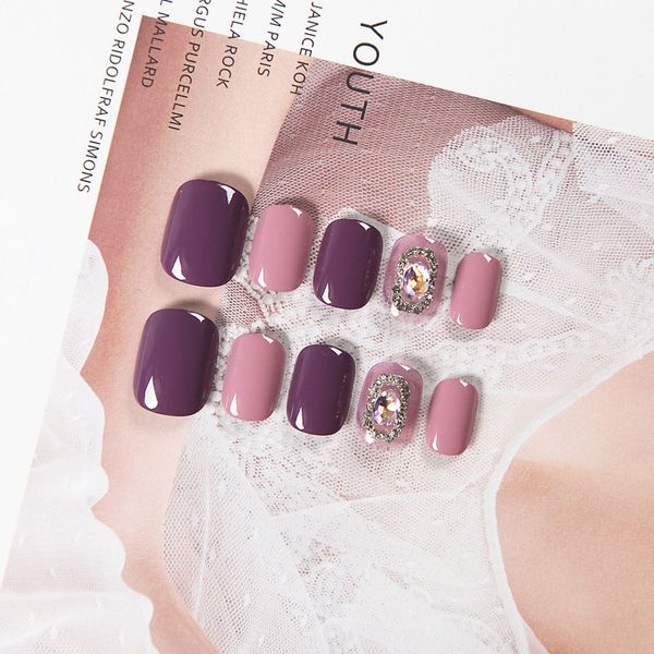 24pcs charming dark purple light pink fake nail summer diamond design nail art false tips short square head full cover with glue, Red;gold
24pcs charming dark purple light pink fake nail summer diamond design nail art false tips short square head full cover with glue, Red;gold