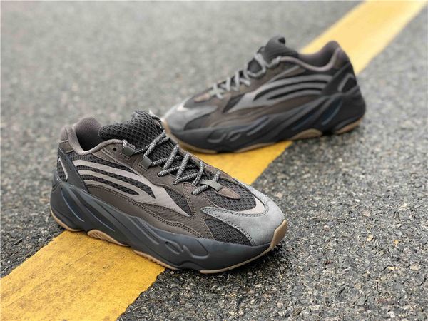 2019 est authentic 700 v2 geode kanye west outdoor shoes for men women runner wave mauve static inertia eg6860 grey sneakers with box, White;red
2019 est authentic 700 v2 geode kanye west outdoor shoes for men women runner wave mauve static inertia eg6860 grey sneakers with box, White;red