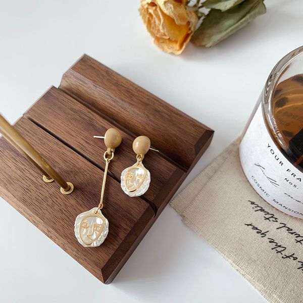 asymmetric irregular shell abstract face long drop earrings for women korean fashion gold color metal dangle earrings jewelry, Silver
asymmetric irregular shell abstract face long drop earrings for women korean fashion gold color metal dangle earrings jewelry, Silver