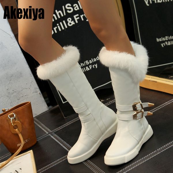 2019 новая зимняя мода пряжки fur boots женщины нескользкую на flats половина snow boots белый черный металл украшения женская обувь d151 ly, Black
2019 новая зимняя мода пряжки fur boots женщины нескользкую на flats половина snow boots белый черный металл украшения женская обувь d151 ly, Black