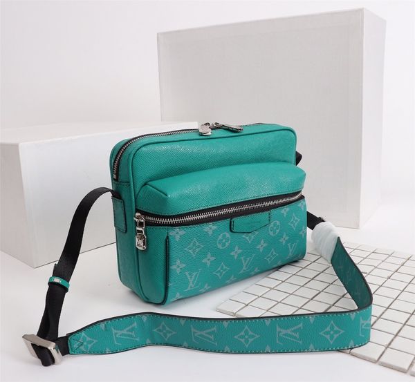 fashion show messenger bag classic style shoulder bags for men real leather canvas handbags crossbody bag man size 25x20x10.5cm
fashion show messenger bag classic style shoulder bags for men real leather canvas handbags crossbody bag man size 25x20x10.5cm