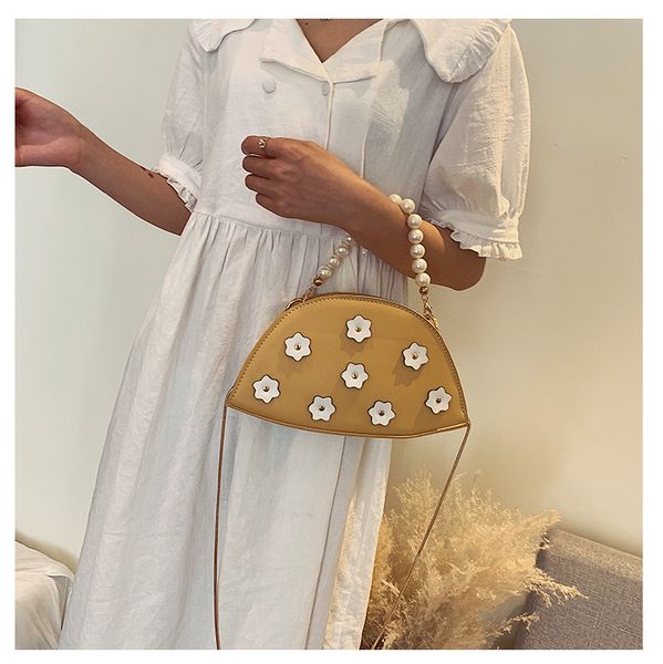 2020 new simple fashion portable female bag pearl women handbag pu leather shoulder diagonal small bag handbag
2020 new simple fashion portable female bag pearl women handbag pu leather shoulder diagonal small bag handbag
